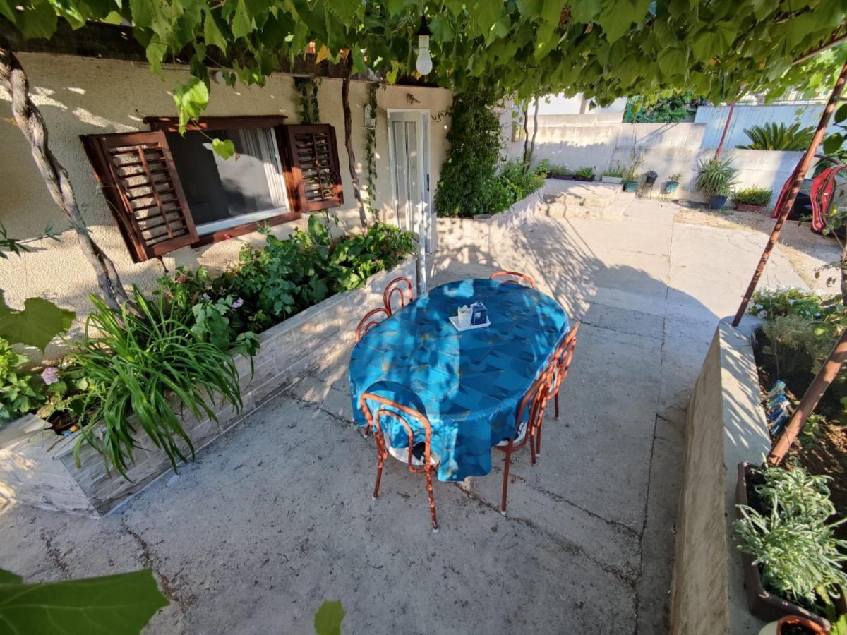 Apartments Bepa Makarska Ngoại thất bức ảnh