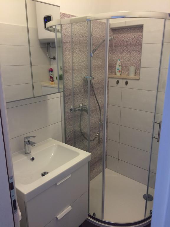 Apartments Bepa Makarska Ngoại thất bức ảnh